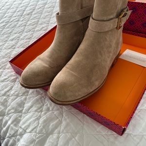Tory Burch Brooke Ankle Bootie-NAT Suede